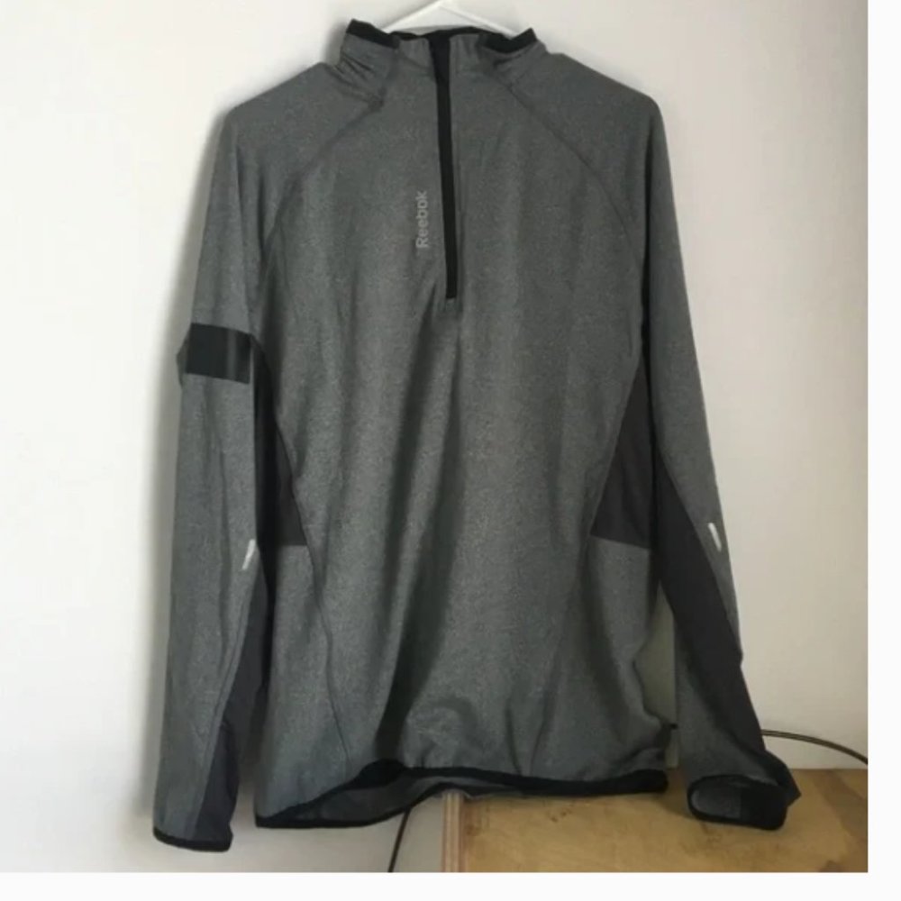 NWT! Reebok Bioknit Quarter Zip Training Pullover mens‎ grey Small